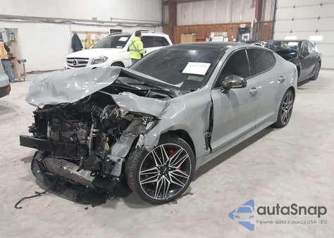 2022 Kia Stinger Gt1 z USA, uszkodzony, nr VIN KNAE45LC9N6106302